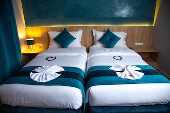hotel karam palace