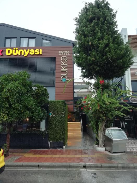 pukka boutique hotel