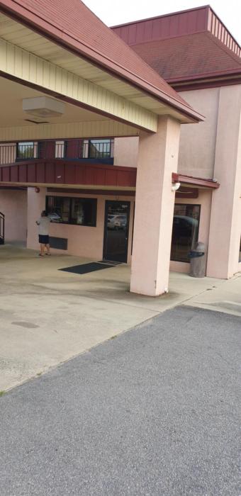 executive inn kershaw
