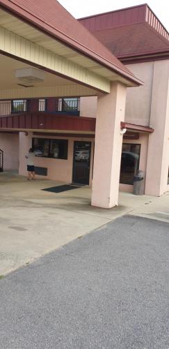 executive inn kershaw