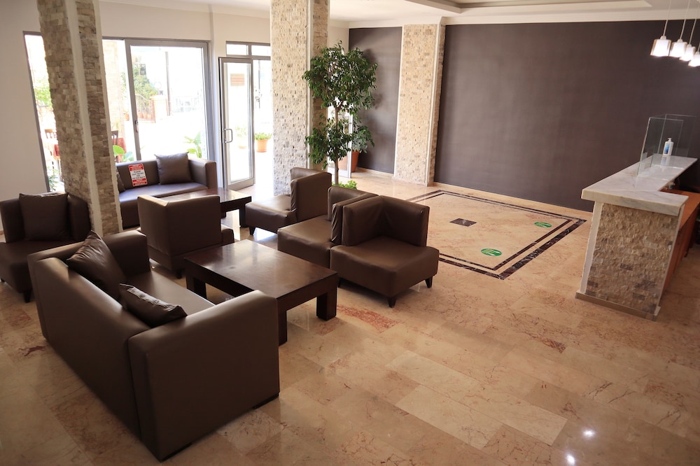 kleopatra smile hotel