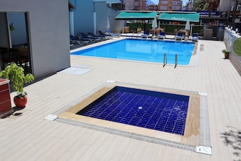 kleopatra smile hotel