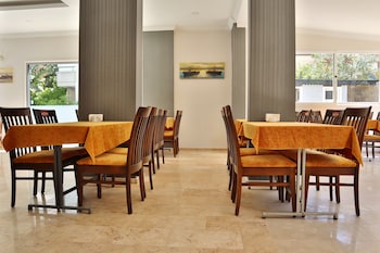 kleopatra smile hotel