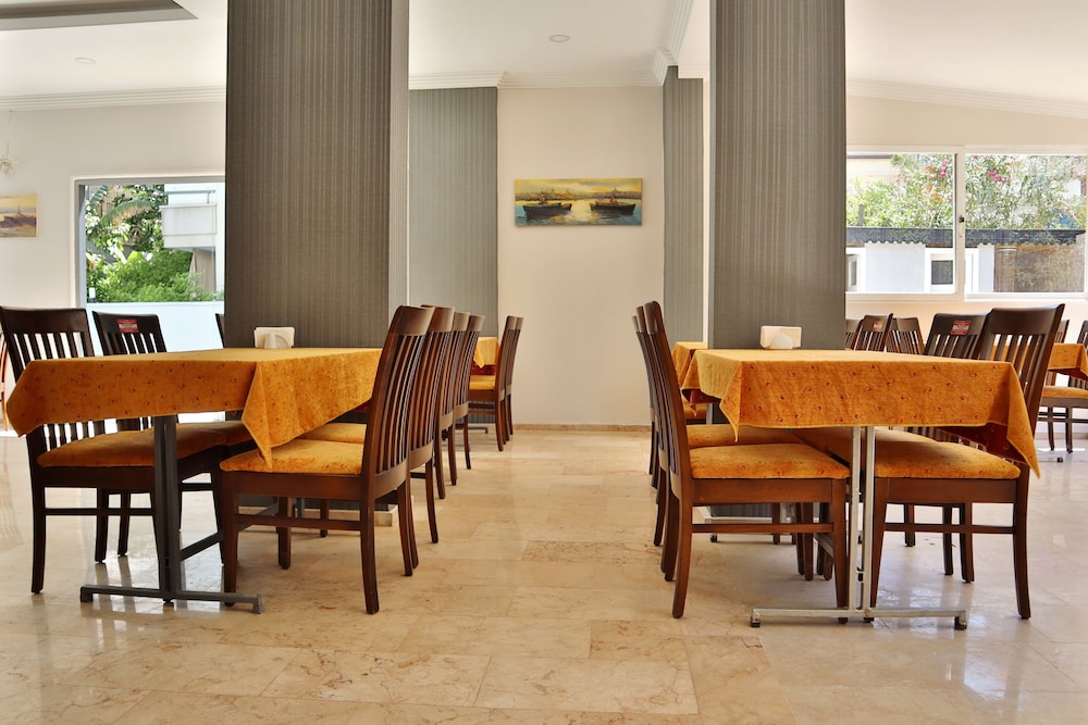 kleopatra smile hotel