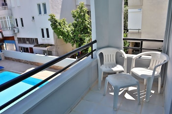 kleopatra smile hotel