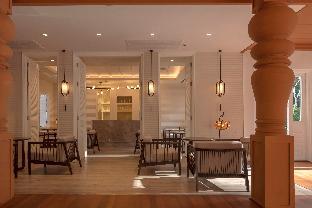 the pe la resort phuket