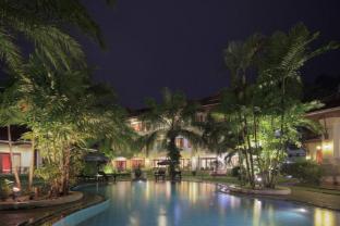 the pe la resort phuket