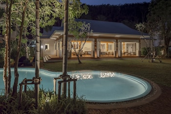 the pe la resort phuket