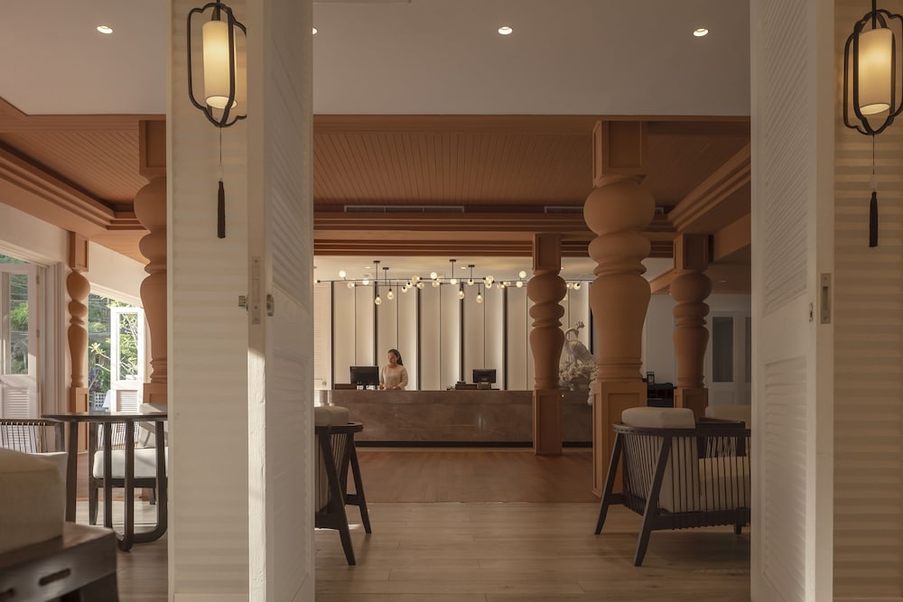 the pe la resort phuket