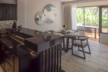 the pe la resort phuket