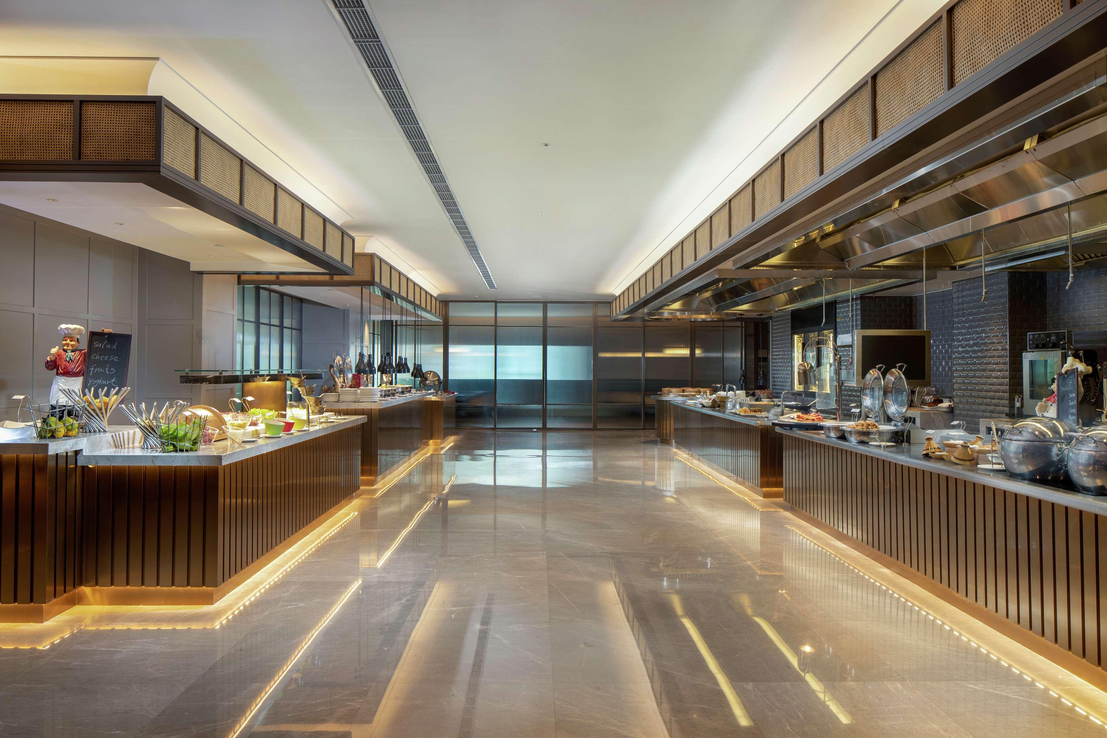 novotel shanghai jingan