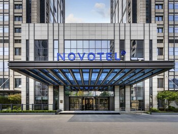 novotel shanghai jingan