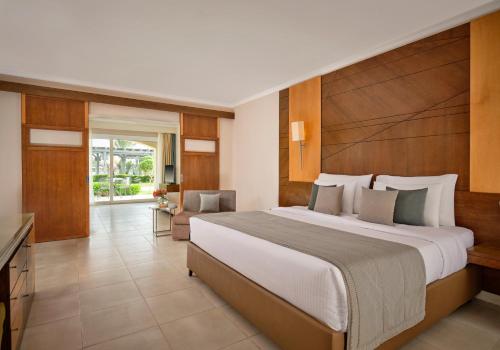 coral sea water world resort all inclusive