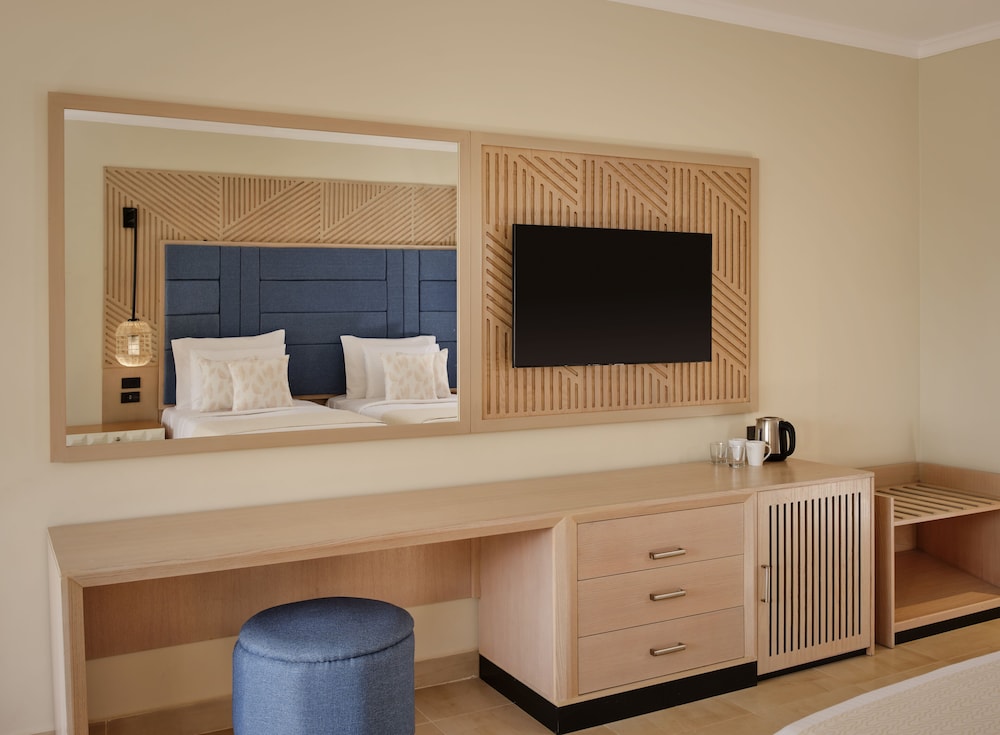 coral sea water world resort all inclusive