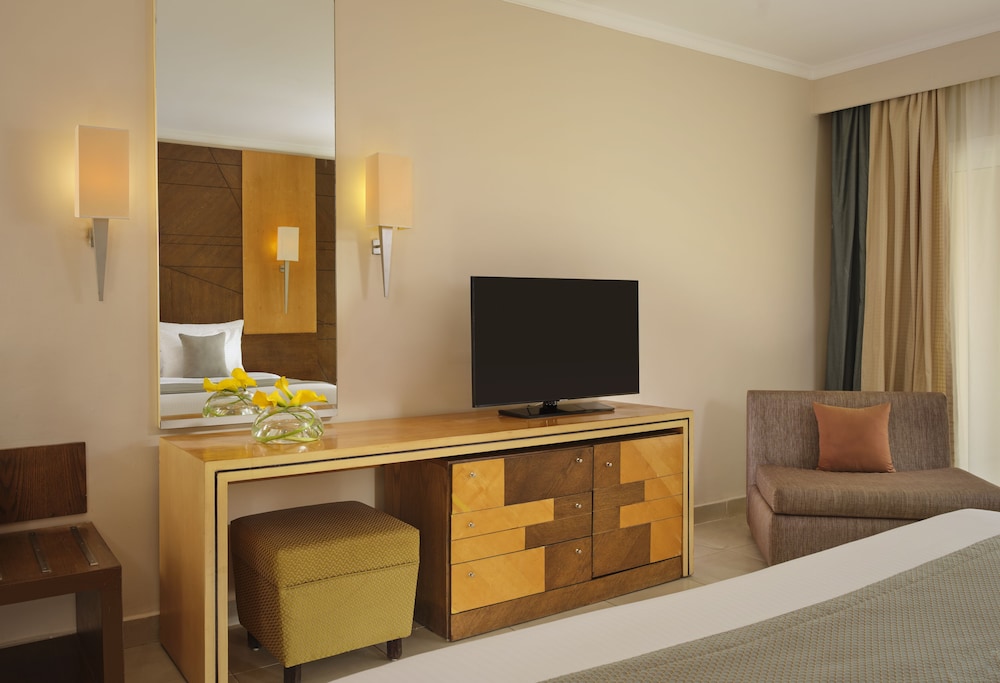 coral sea water world resort all inclusive