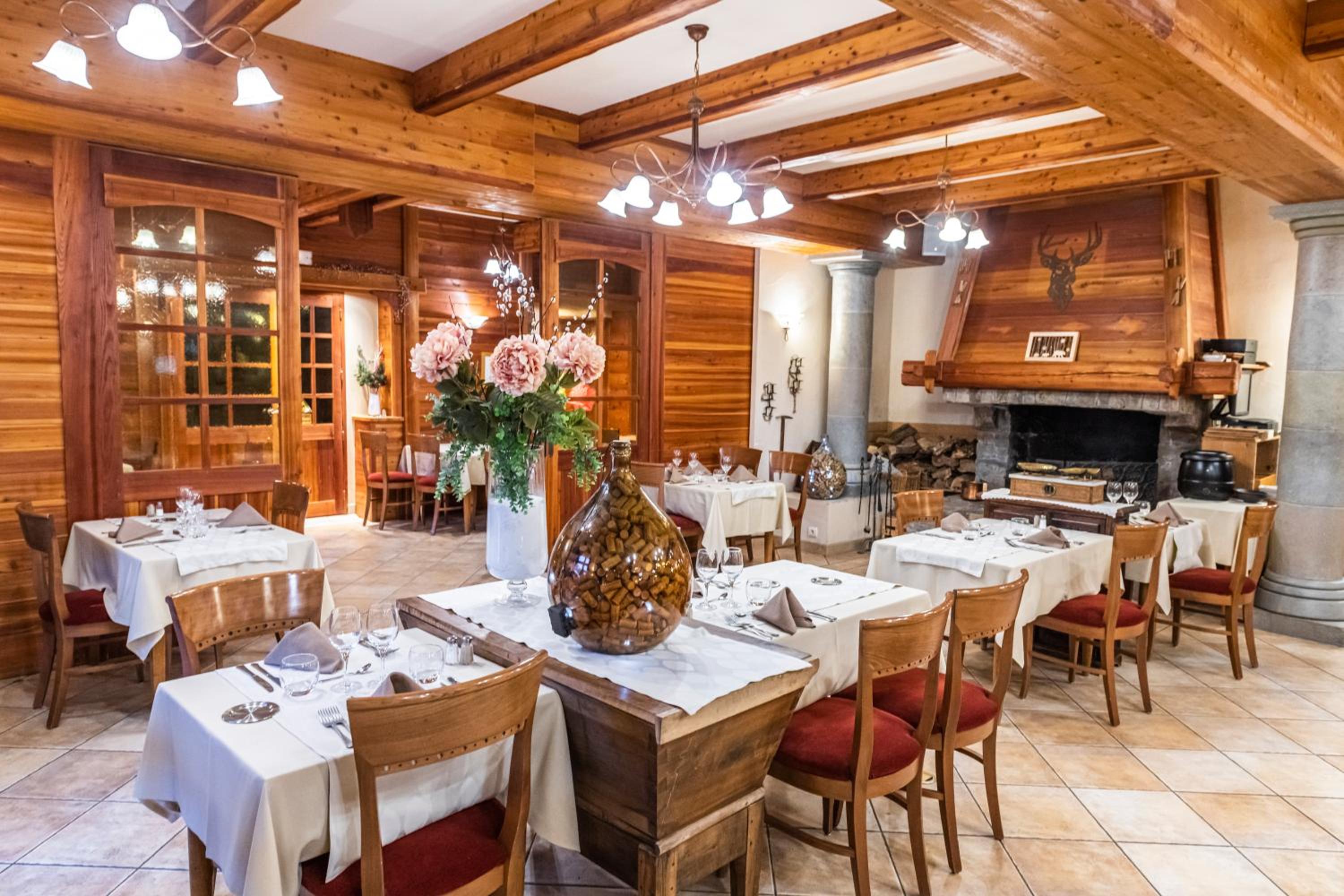 hotel les peupliers a embrun