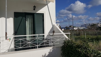 koukounari studios