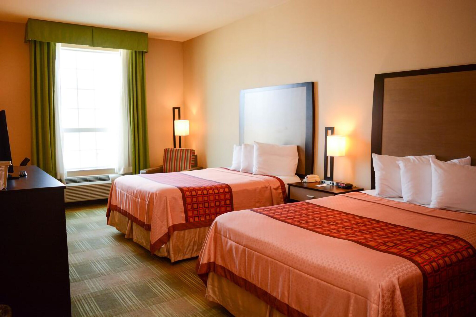 surestay hotel cotulla