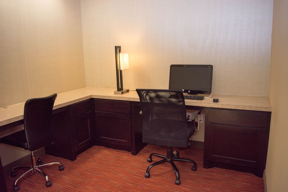 surestay hotel cotulla