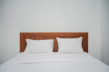 cozy and functional studio apartment at springwood residence