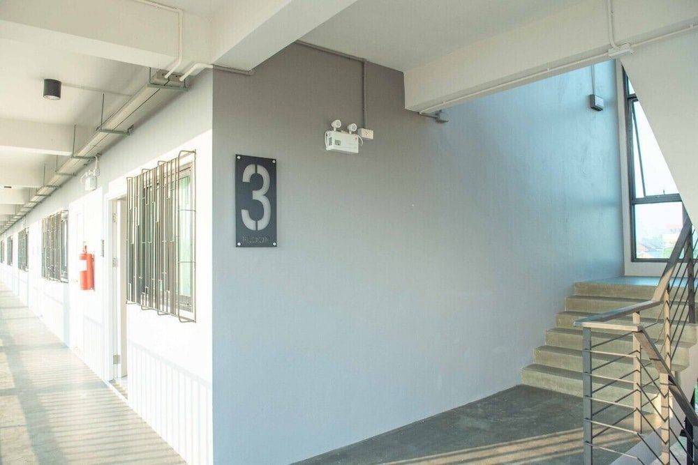 Samutsakorn Apartment,,0 star