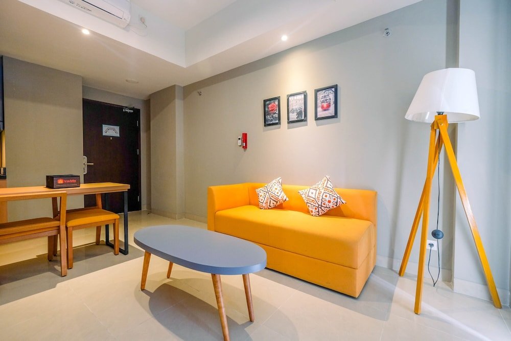 wonderful 1br apartment at mustika golf residence with golf view