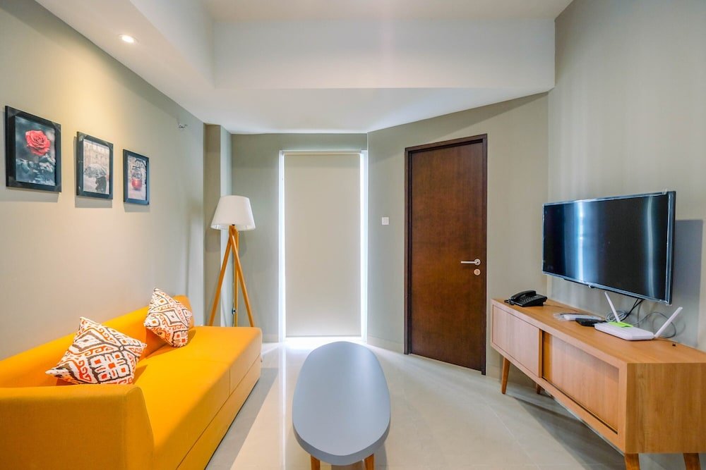 wonderful 1br apartment at mustika golf residence with golf view