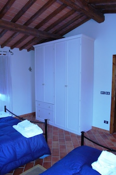 three room apartment at the gates of chianti