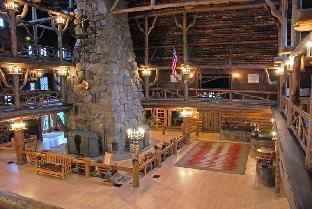 old faithful inn inside the park