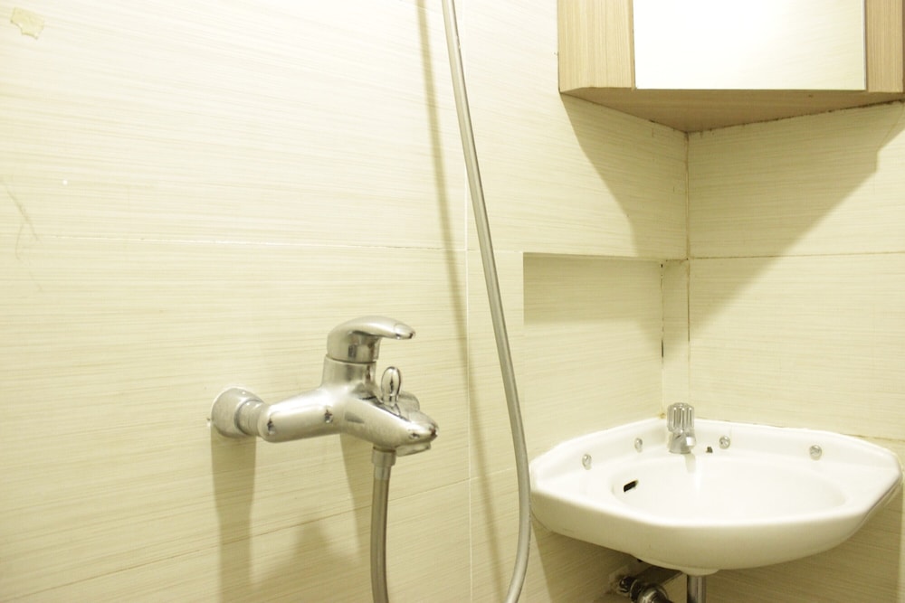 relaxing studio room at gateway pasteur apartment