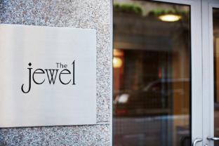 the jewel a club quarters hotel opposite rockefeller center