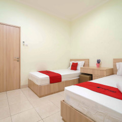 reddoorz syariah cinere depok