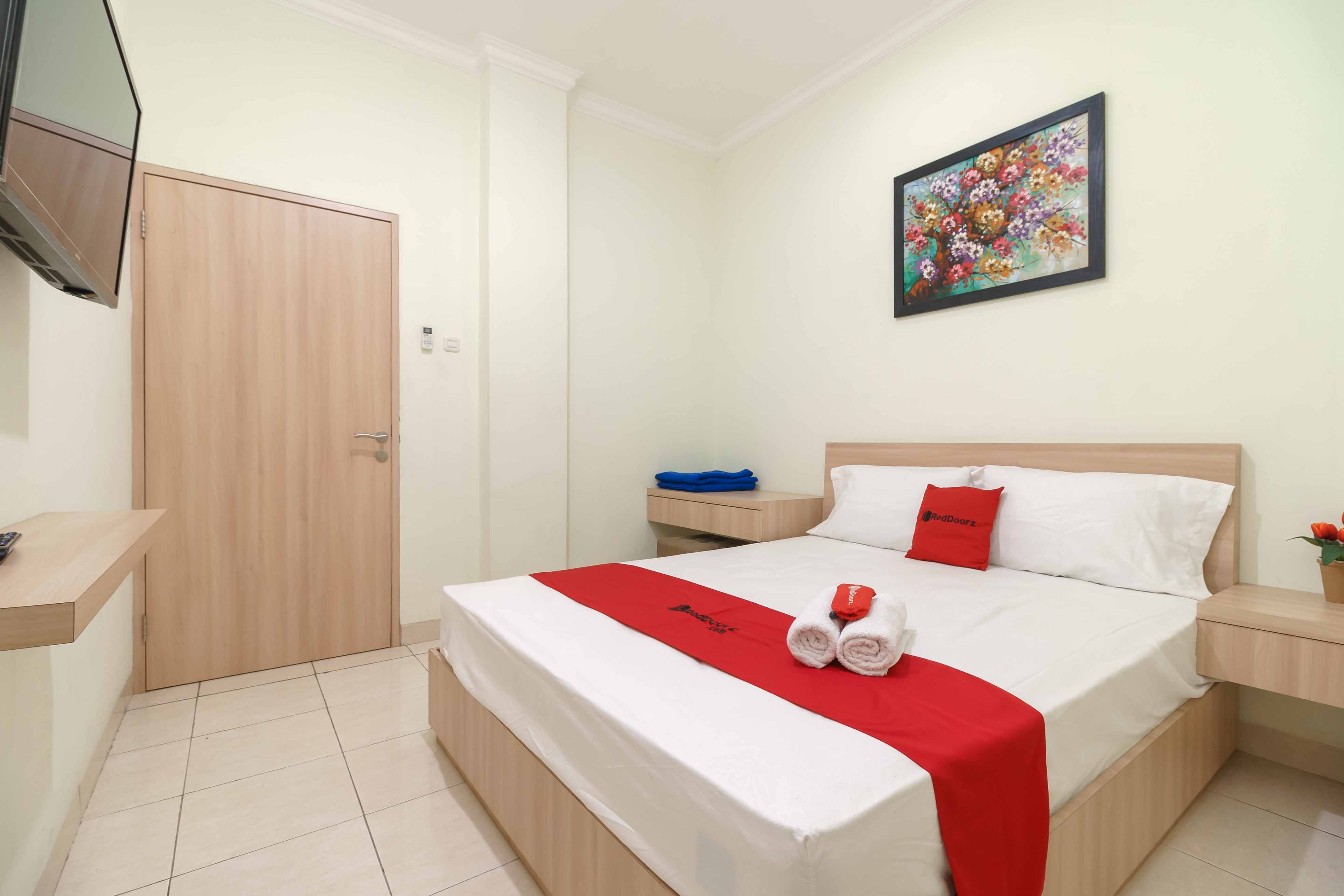 reddoorz syariah cinere depok