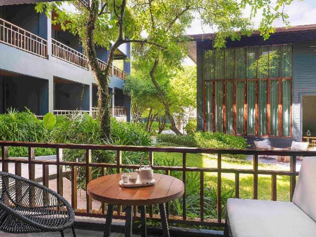 mercure rayong lomtalay villas and resort