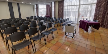 hotel arles plaza