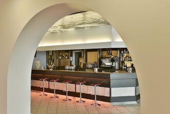 hotel arles plaza