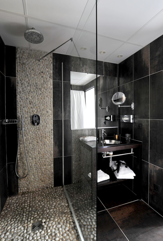 hotel arles plaza
