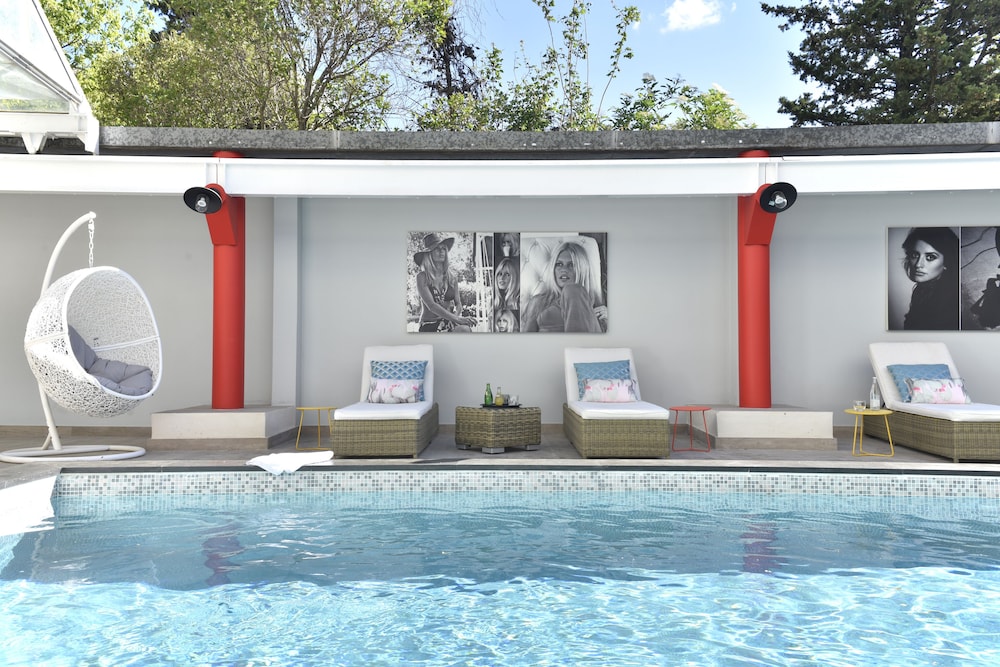 hotel arles plaza