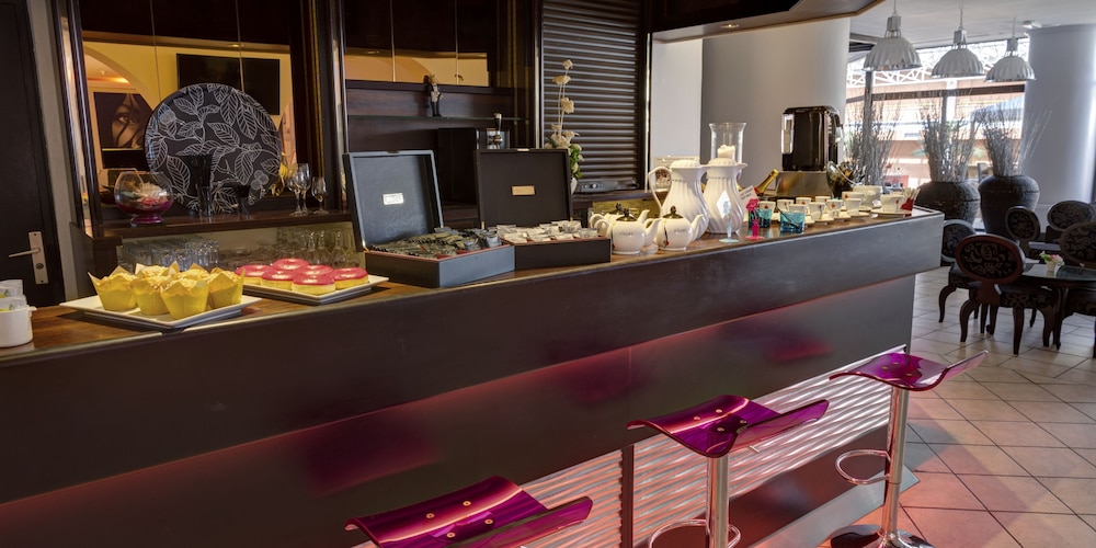 hotel arles plaza