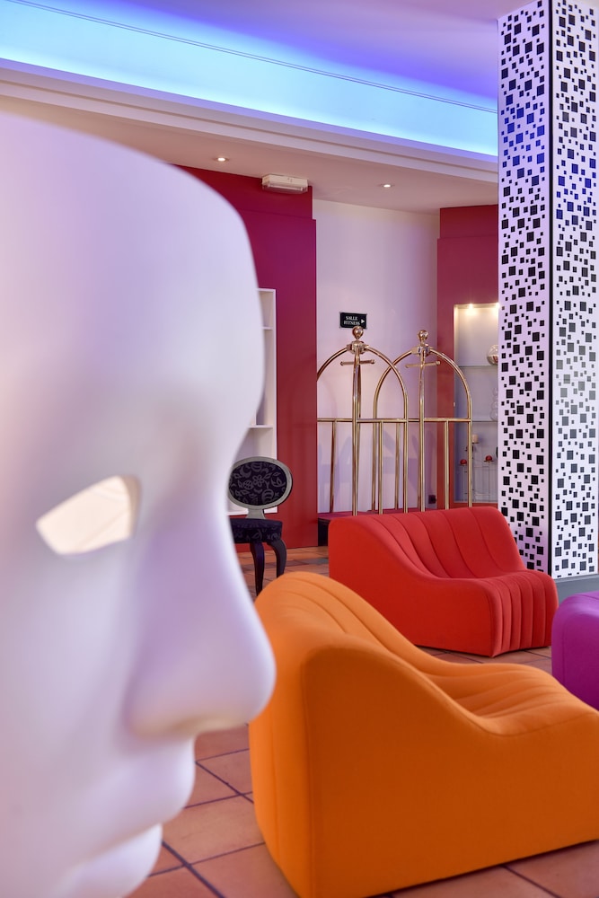 hotel arles plaza