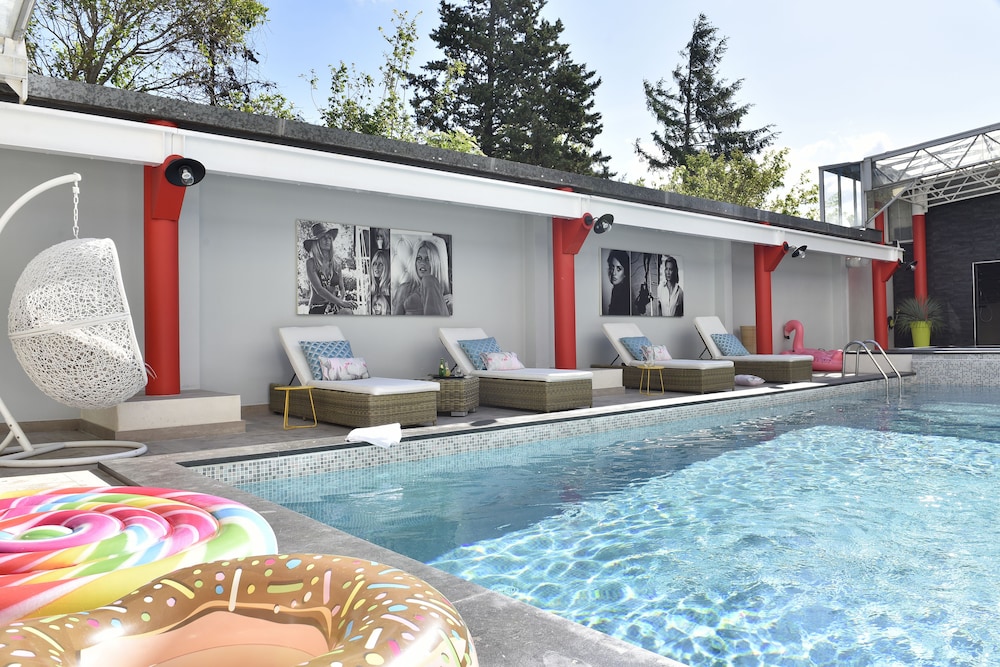 hotel arles plaza