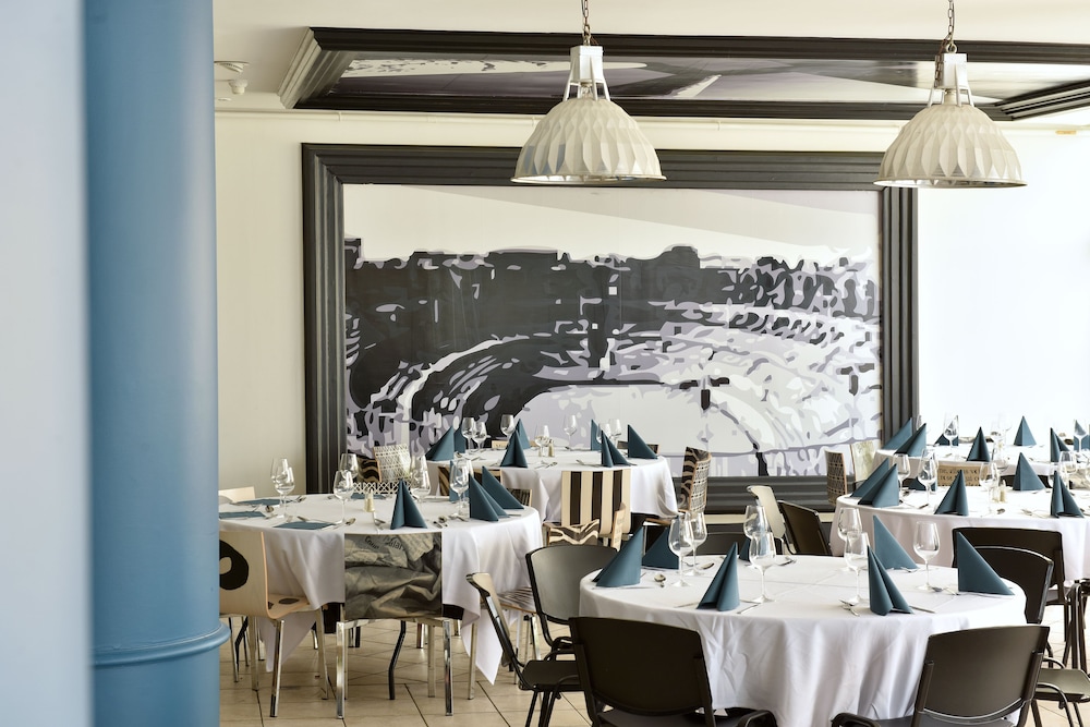 hotel arles plaza