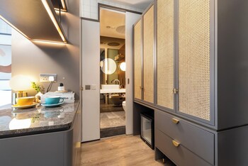 the sheung wan by ovolo