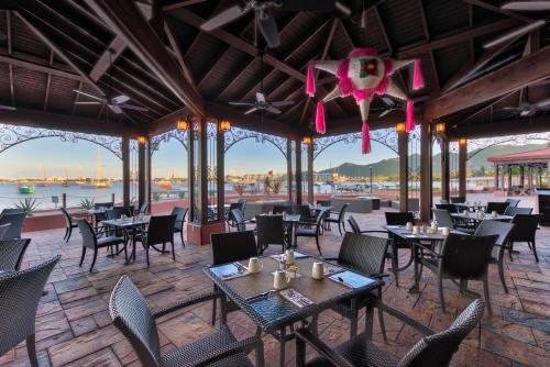 simpson bay resort marina and spa