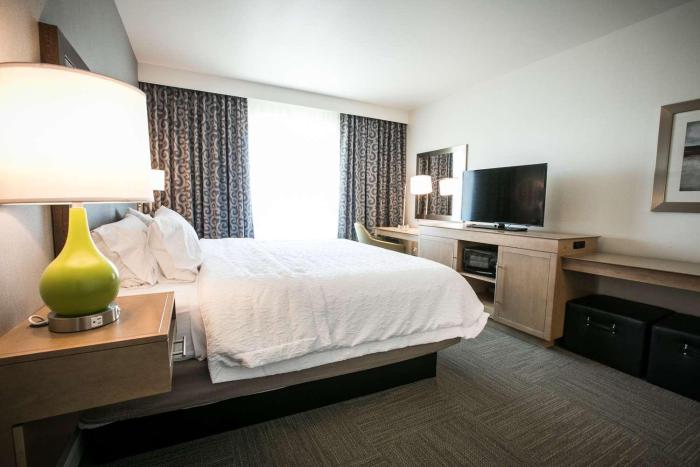 hampton inn and suites tempe phoenix airport az