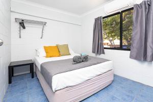 airlie sun and sand accommodation 6