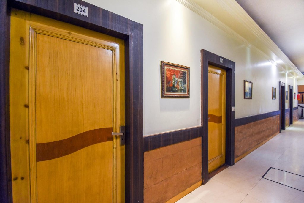 Super Collection O Amritsar Bus Stand Formerly Hotel Ricky International,Gt Road,3 star