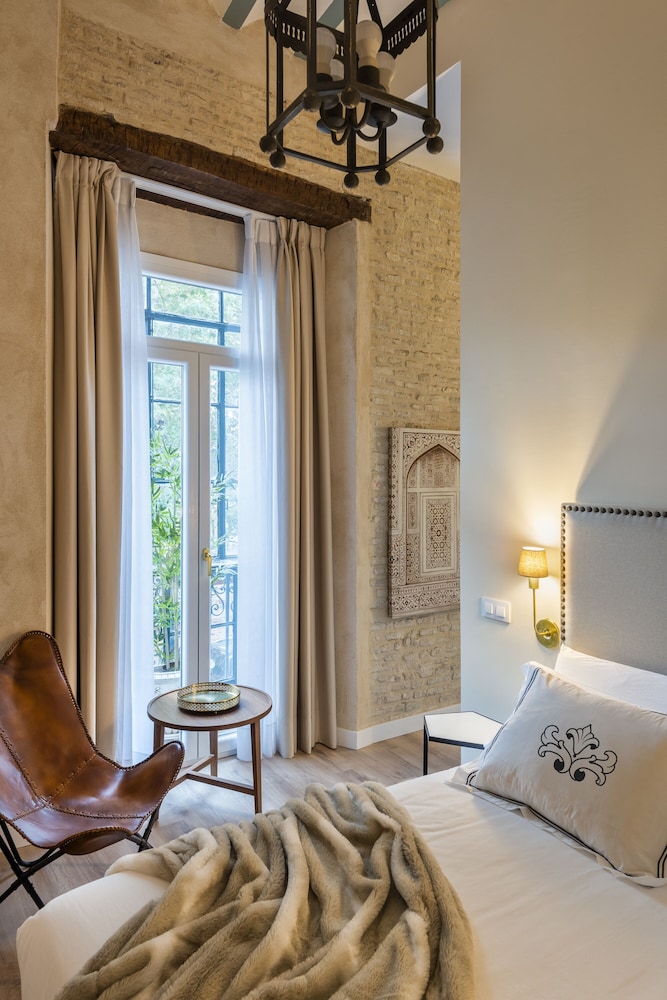casa sevilla 1855 suites by epoca