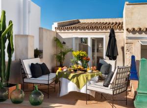 casa sevilla 1855 suites by epoca