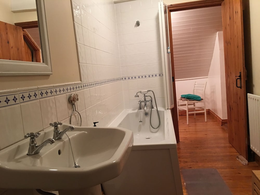 quaint 4 bed barn conversion barnhouse starshinezz